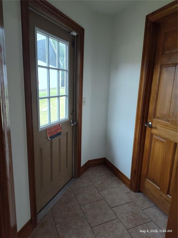 322 HWY 441, LADY LAKE, FL — photo 4 of 11