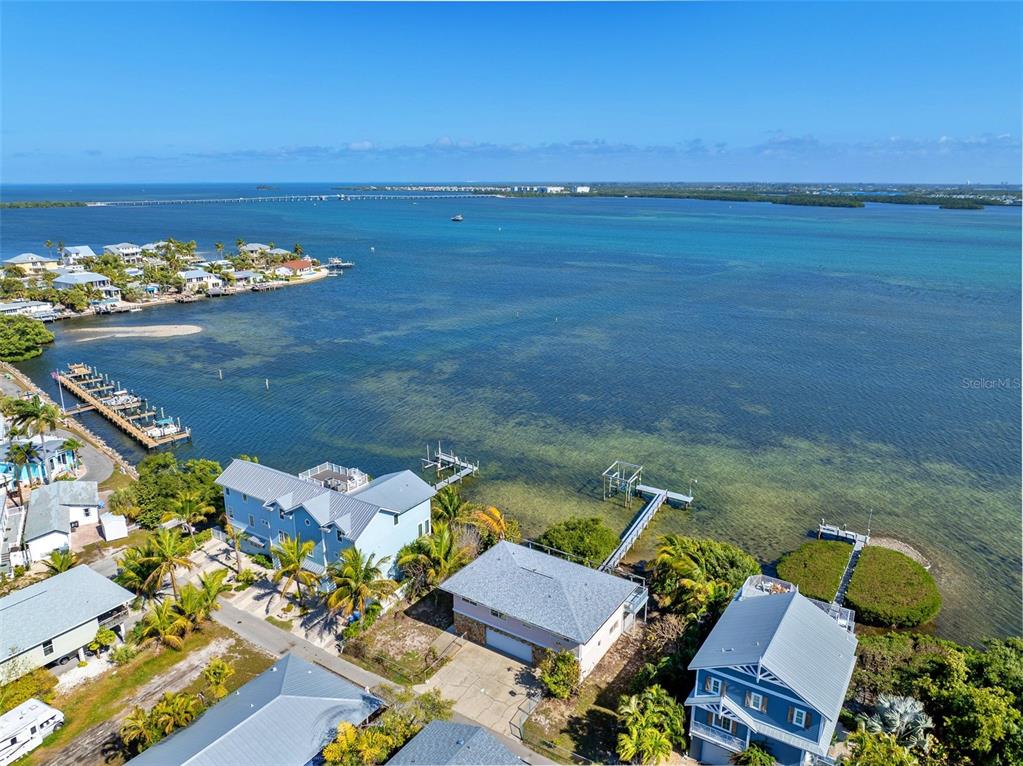 2512 AVENUE A, BRADENTON BEACH, FL — photo 5 of 20