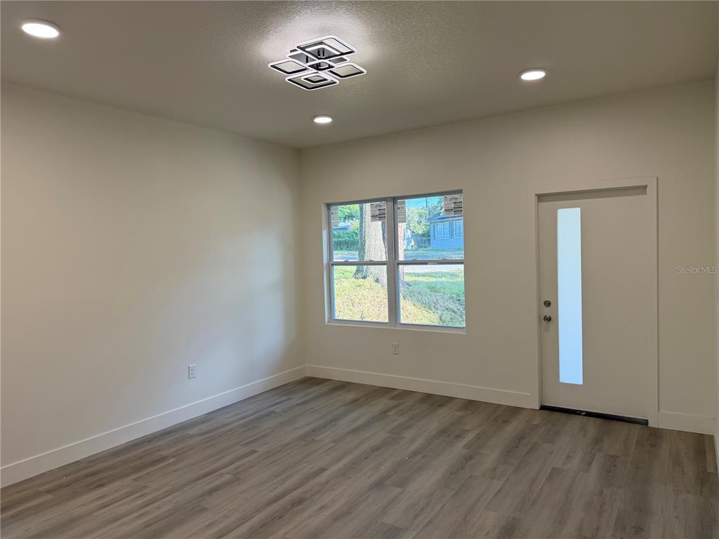 931 TILDEN AVENUE, APOPKA, FL — photo 3 of 30