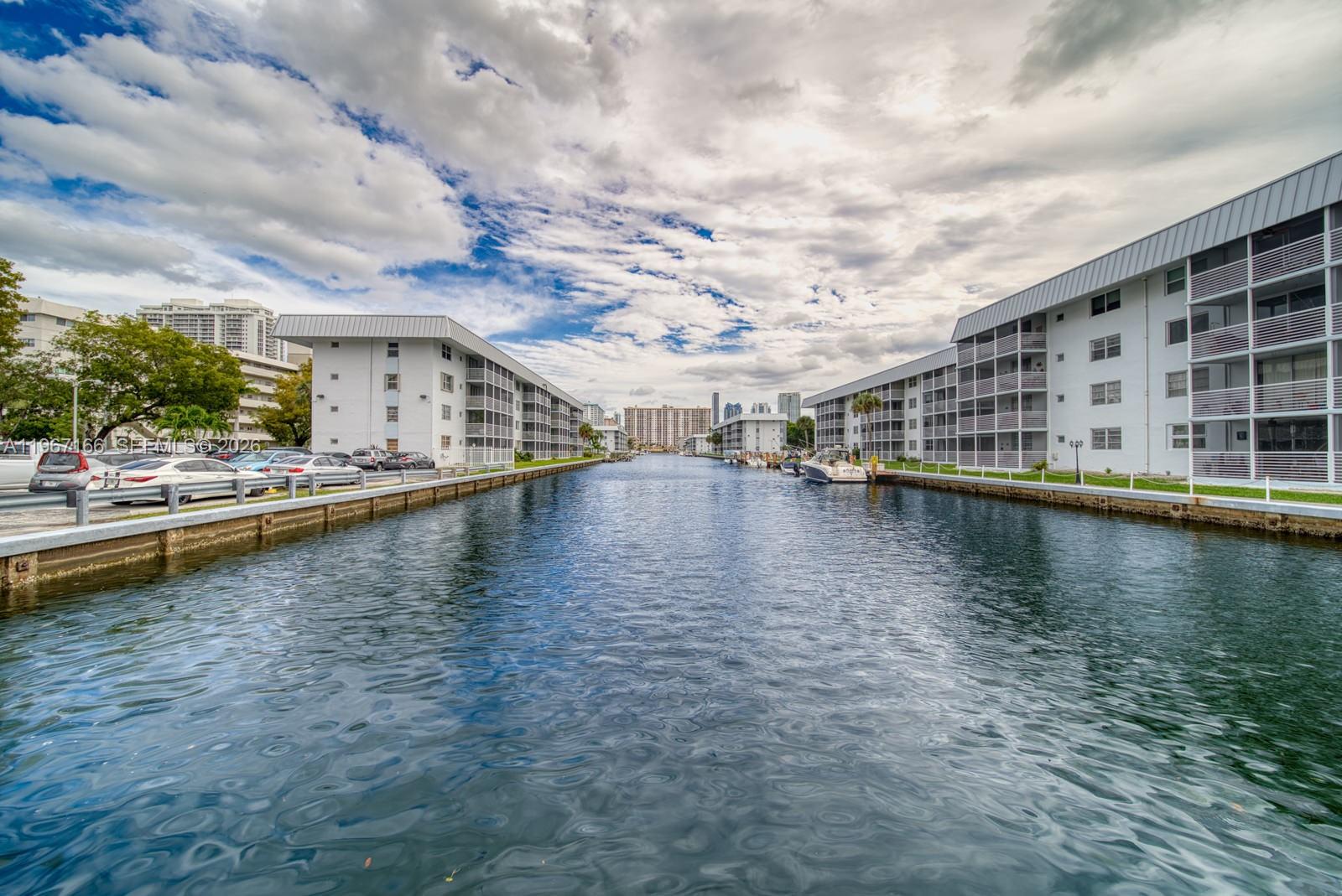 3849 NE 169th St # 412, North Miami Beach FL 33160