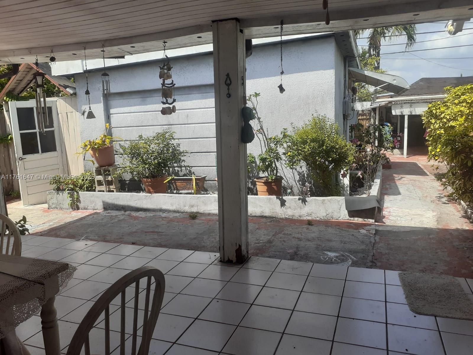625 E 28th St, Hialeah FL 33013, HIALEAH, FL — photo 4 of 9