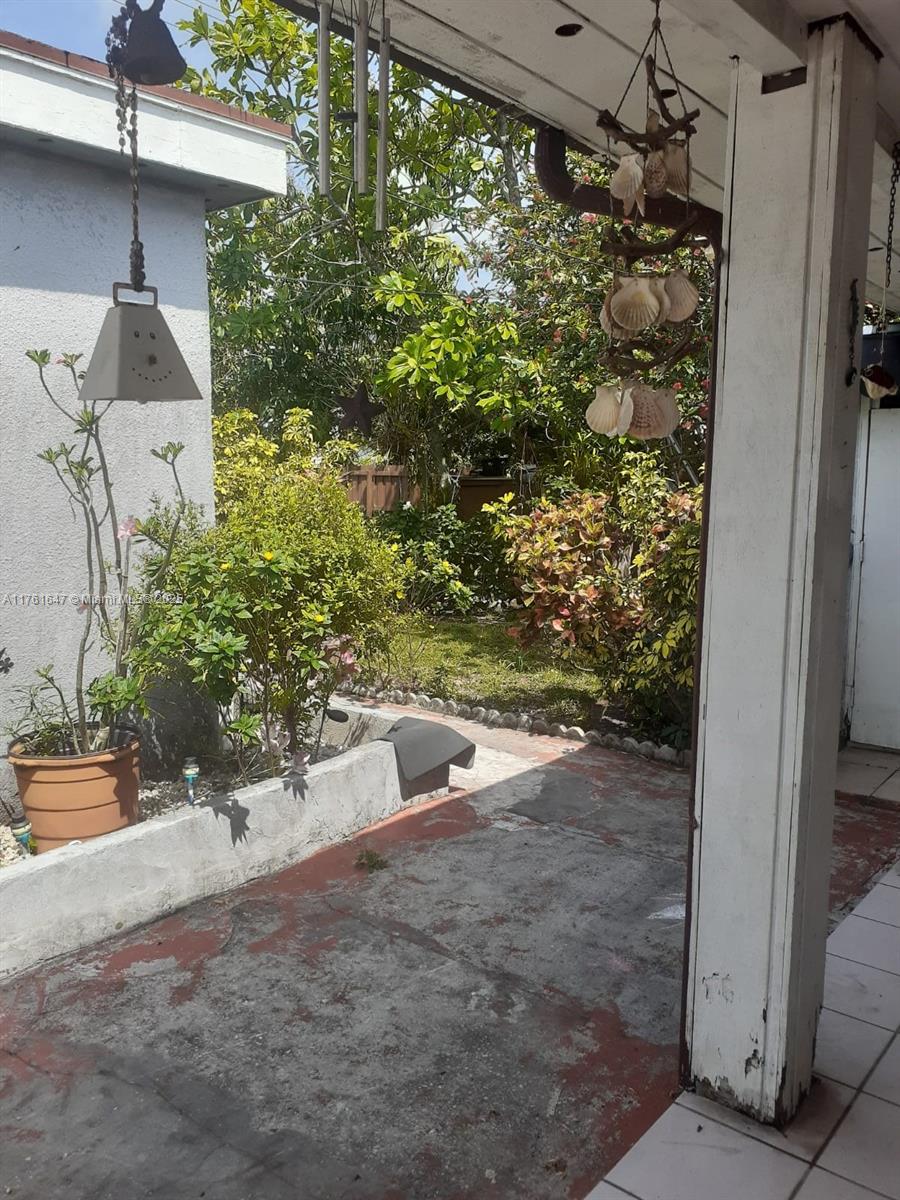 625 E 28th St, Hialeah FL 33013, HIALEAH, FL — photo 5 of 9