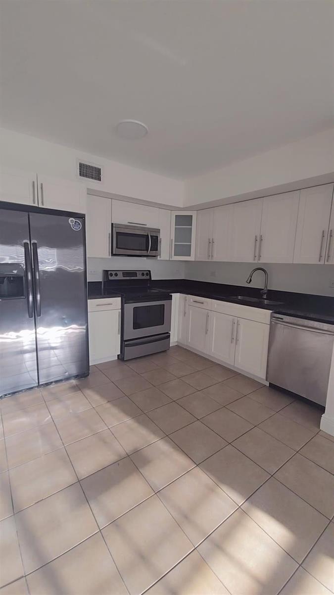 3700 N 56th Avenue # 1015, Hollywood FL 33021