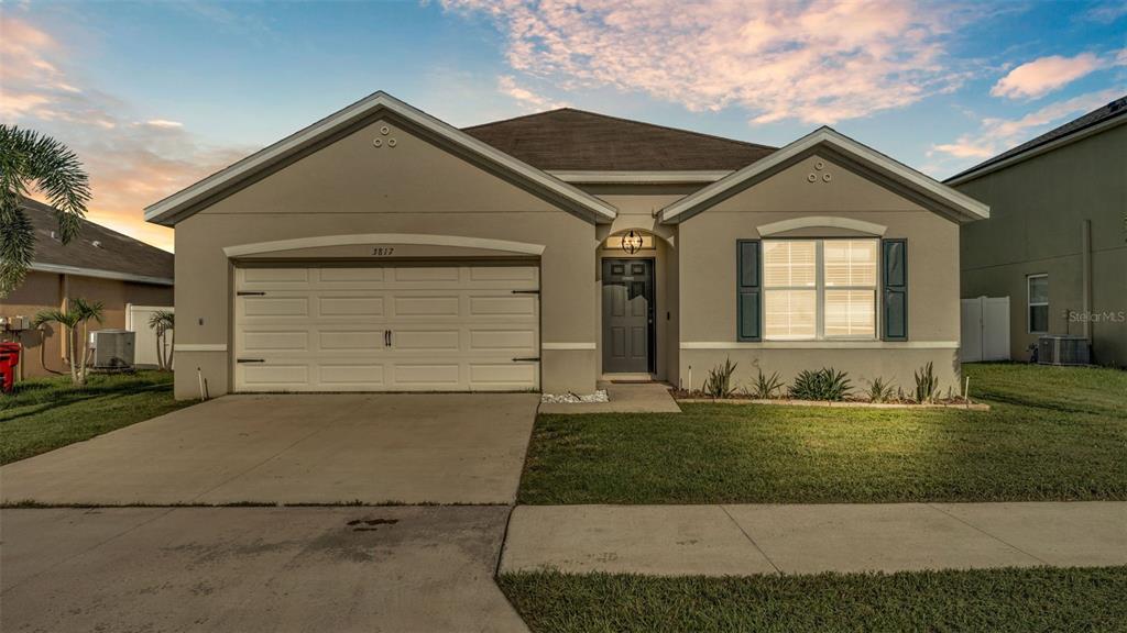 3817 CRYSTAL DEW STREET