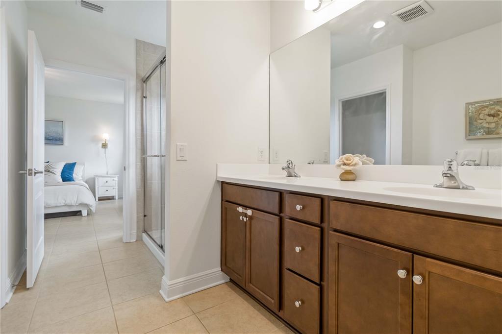 10109 CANAVERAL CIRCLE, SARASOTA, FL — photo 5 of 30
