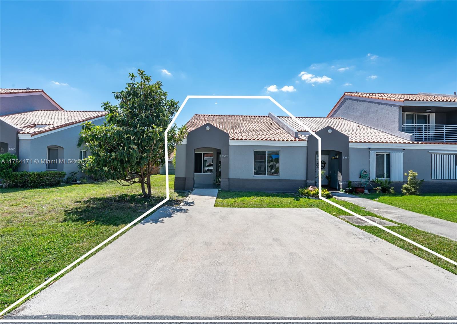 8352 SW 148th Ave, Miami FL 33193