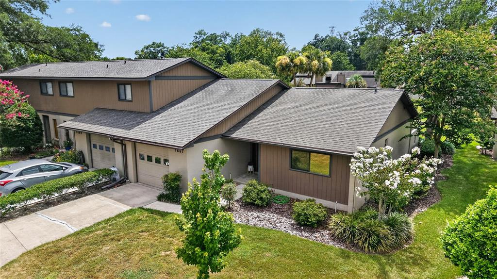 3867 NE 17TH STREET CIRCLE