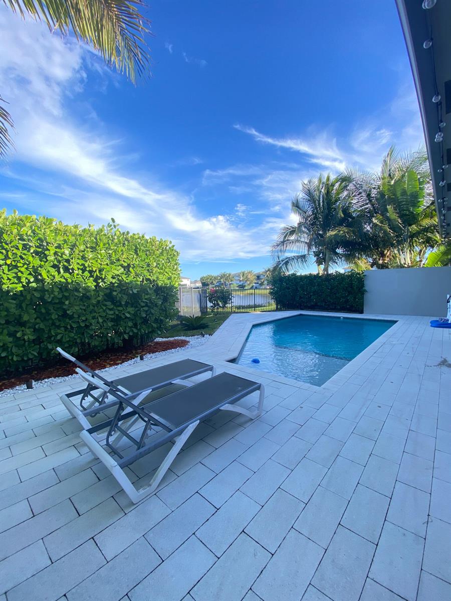 17296 Sea Blossom Way, Boca Raton FL 33496