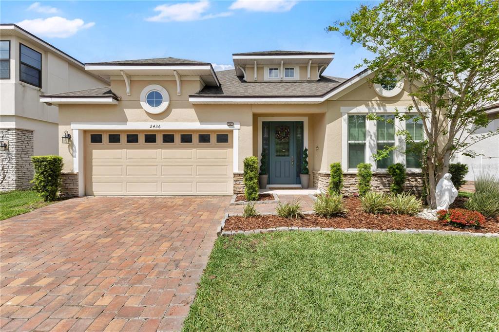 2436 VARENNA LOOP