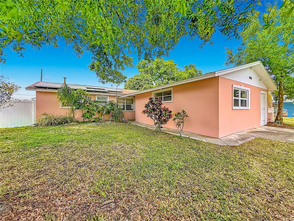 8820 58TH LANE N