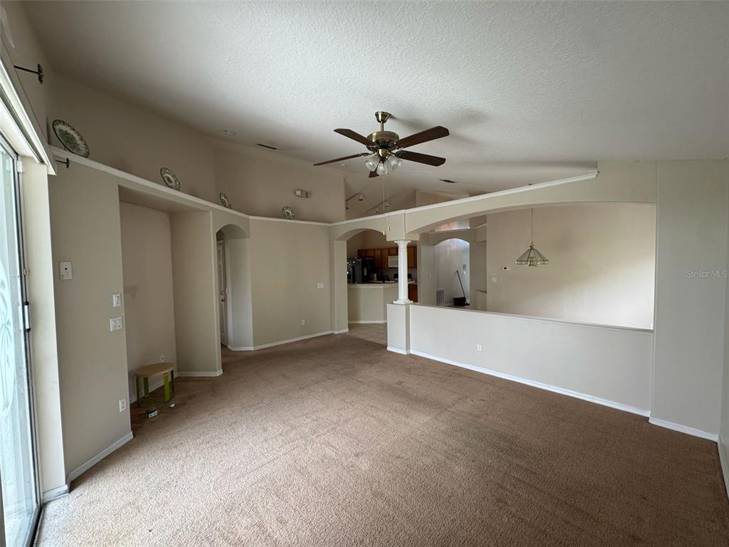856 CASSIA DRIVE, DAVENPORT, FL — photo 3 of 30