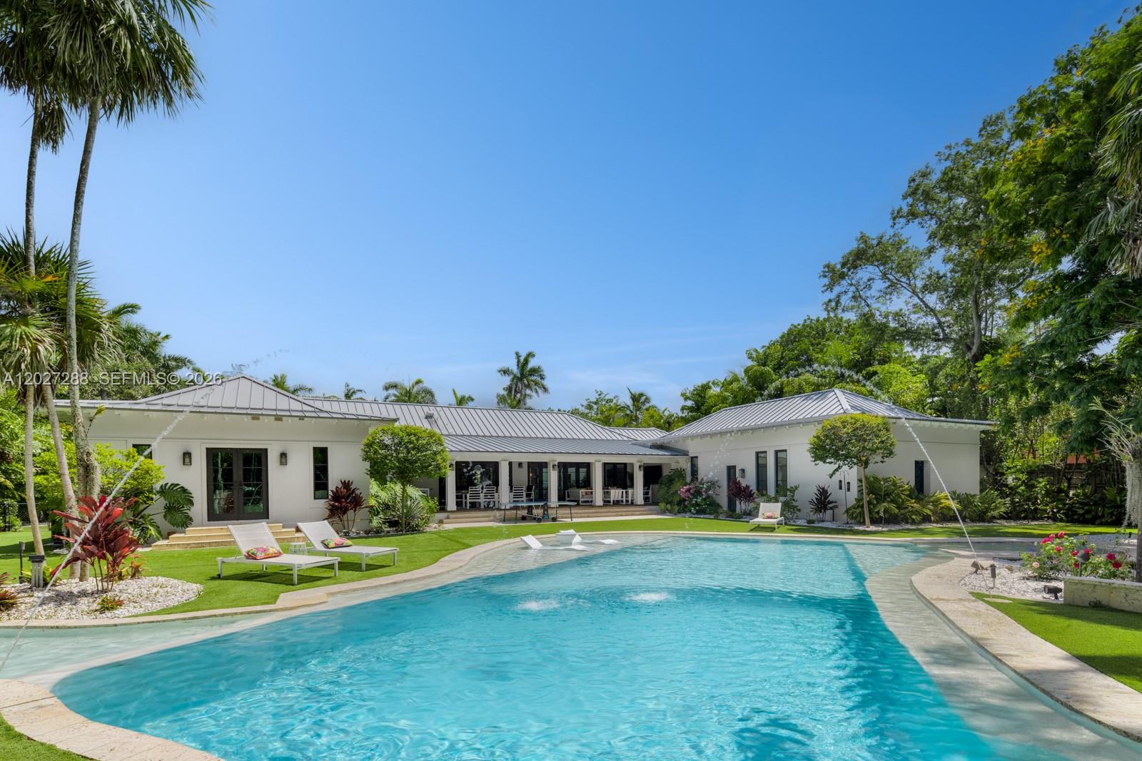 7101 SW 66th St, Miami FL 33143