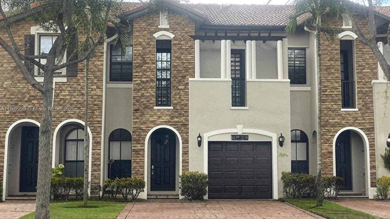 10330 NW 31st Ter, Doral FL 33172