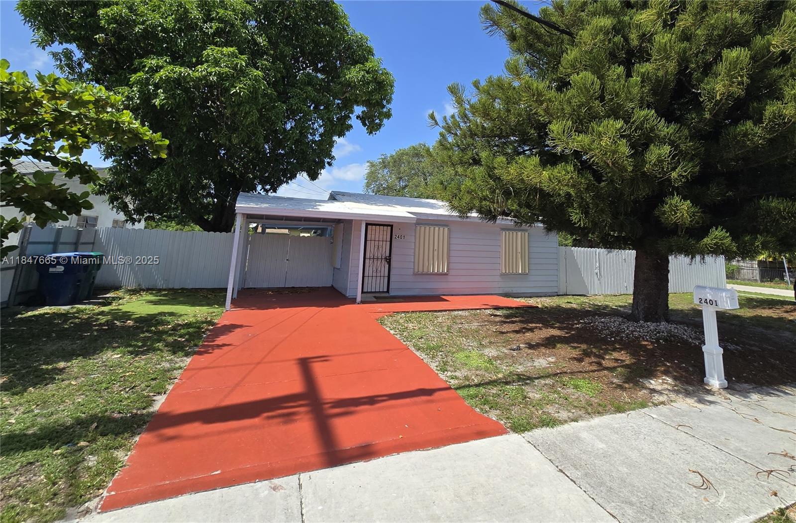 2401 NW 91st St, Miami FL 33147