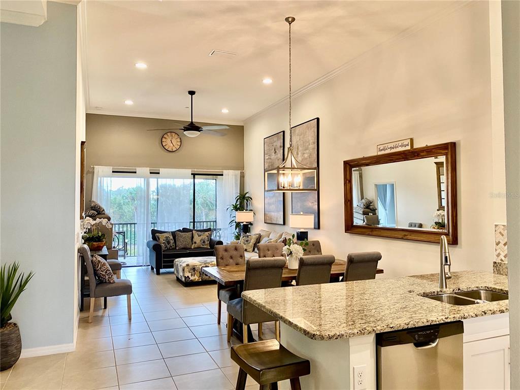 13710 MESSINA LOOP UNIT 203, BRADENTON, FL — photo 4 of 24