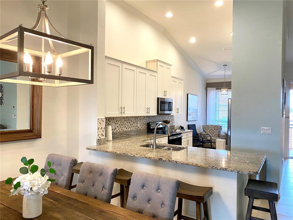 13710 MESSINA LOOP UNIT 203, BRADENTON, FL — photo 5 of 24