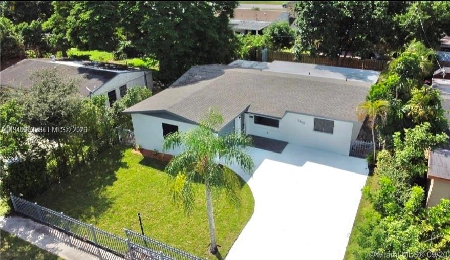 7450 Hope St, Hollywood FL 33024
