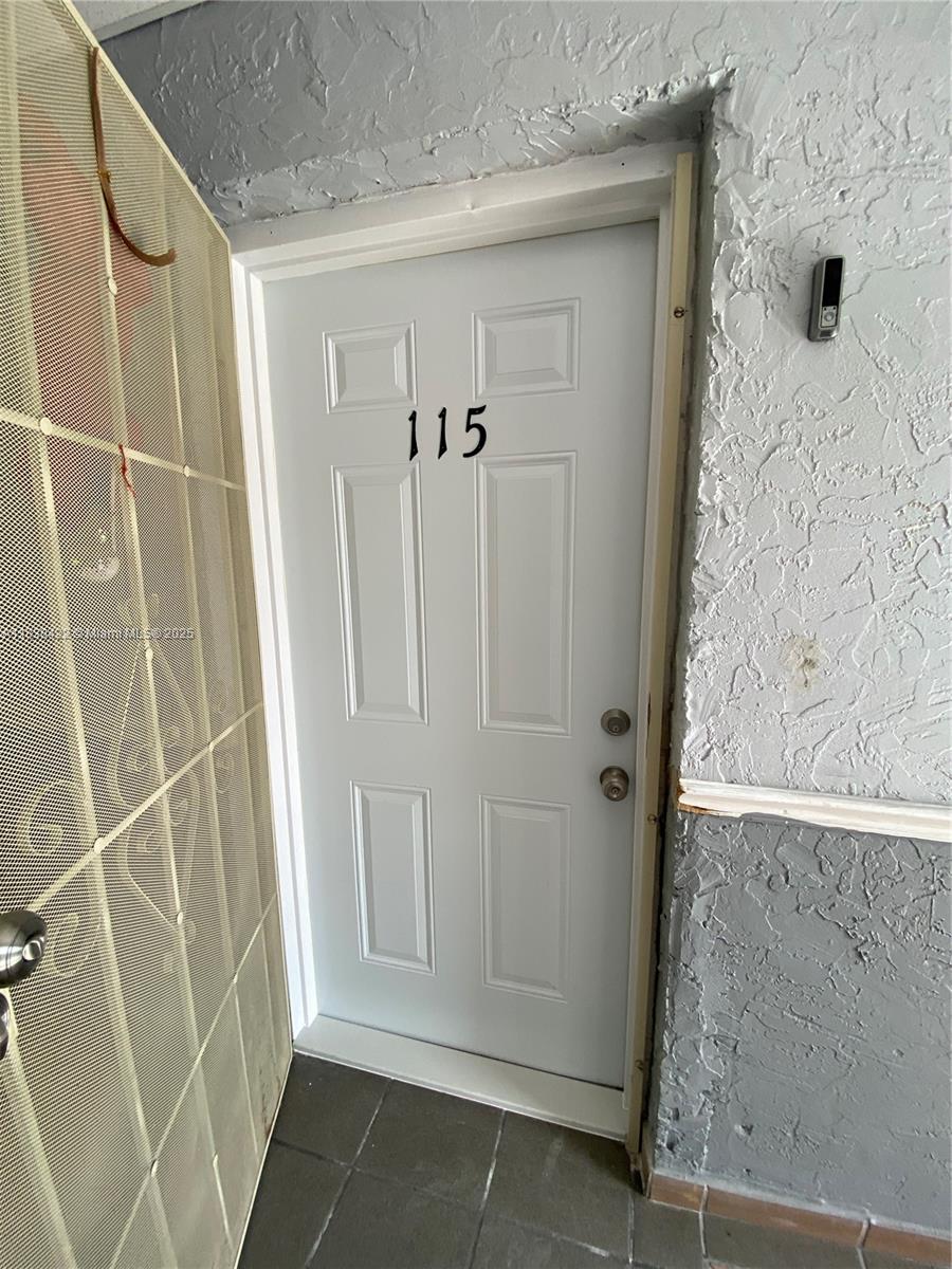 5705 W 20th Ave # 115, Hialeah FL 33012