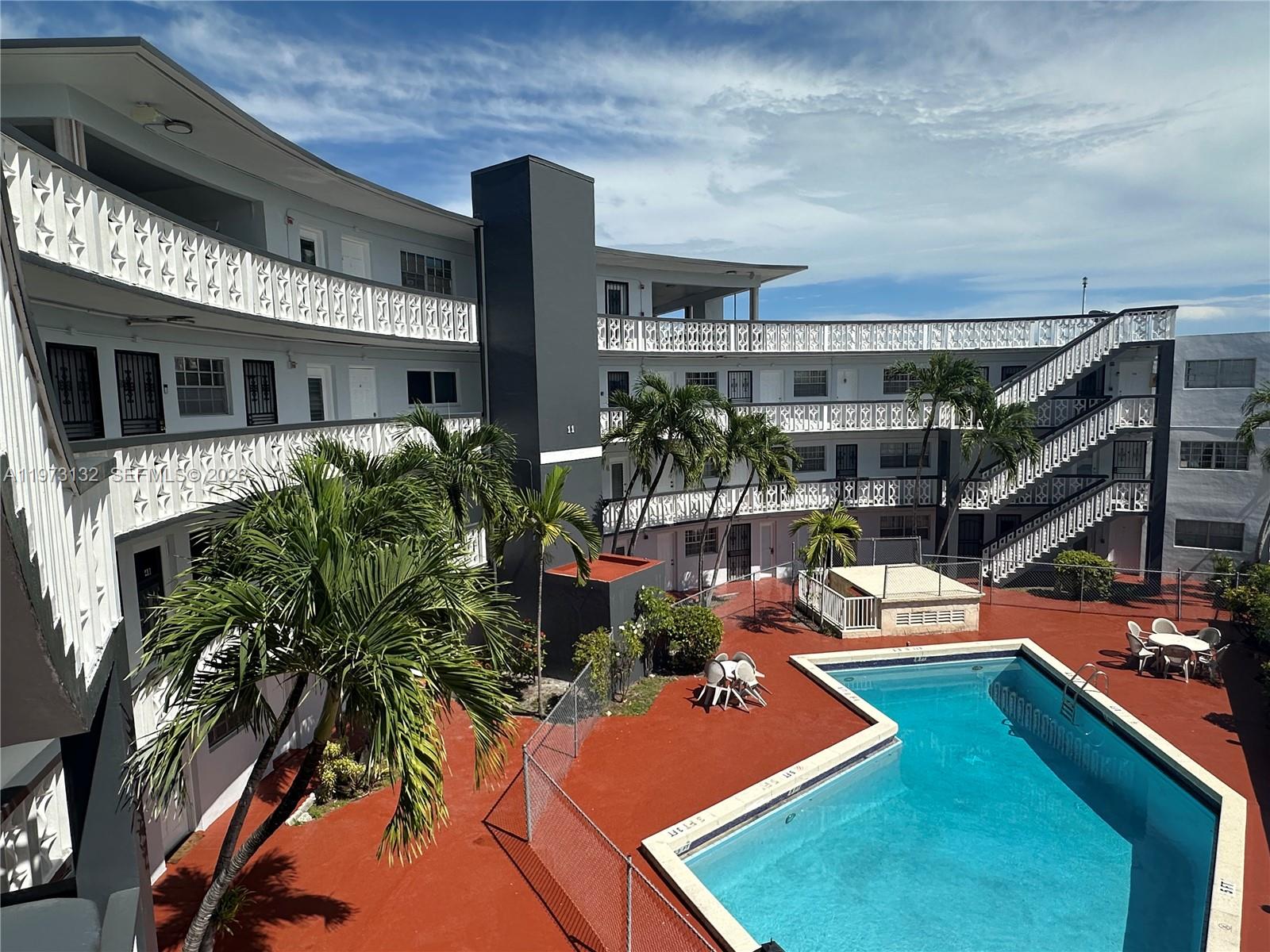 11 SW 52nd Ave # 3C, Miami FL 33134