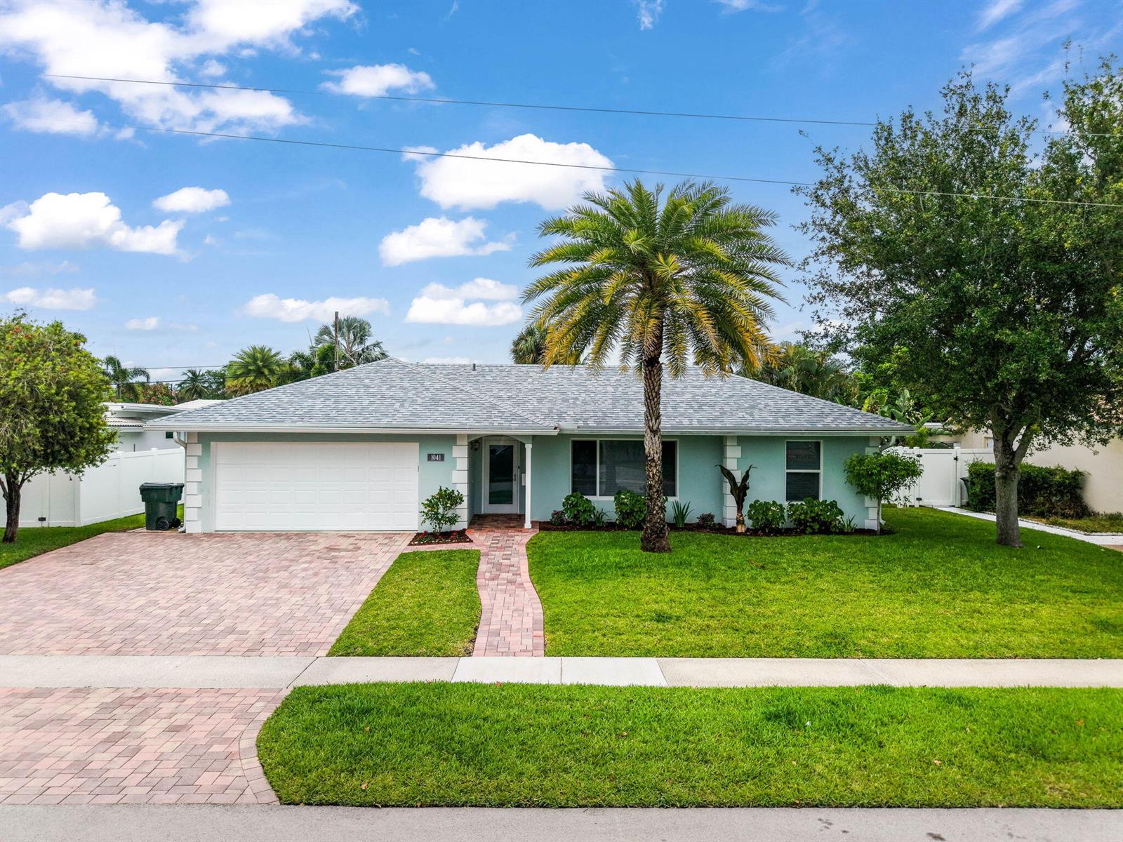 1041 SW 4th Street, Boca Raton FL 33486