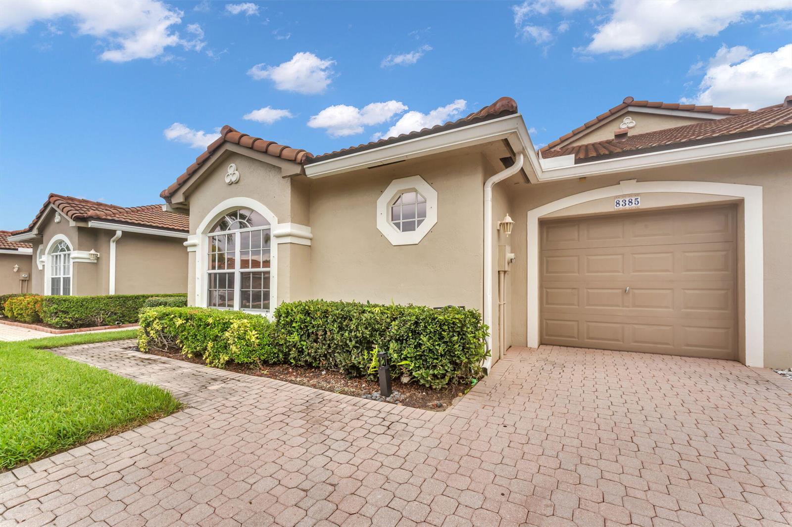 8385 Vía Serena, Boca Raton FL 33433