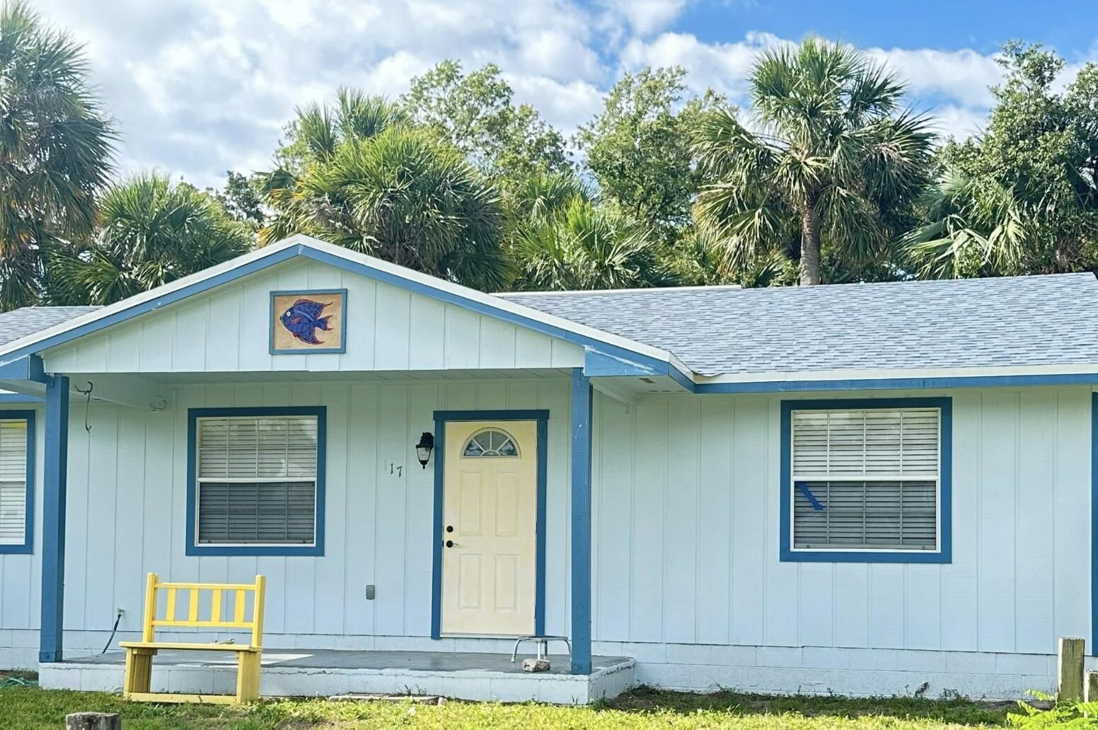 117 Yacht View Lane, FL 34946
