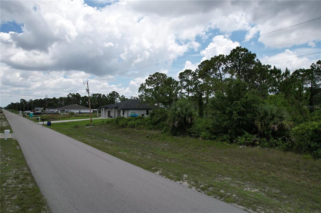1056 JAGUAR BOULEVARD, LEHIGH ACRES, FL — photo 2 of 10
