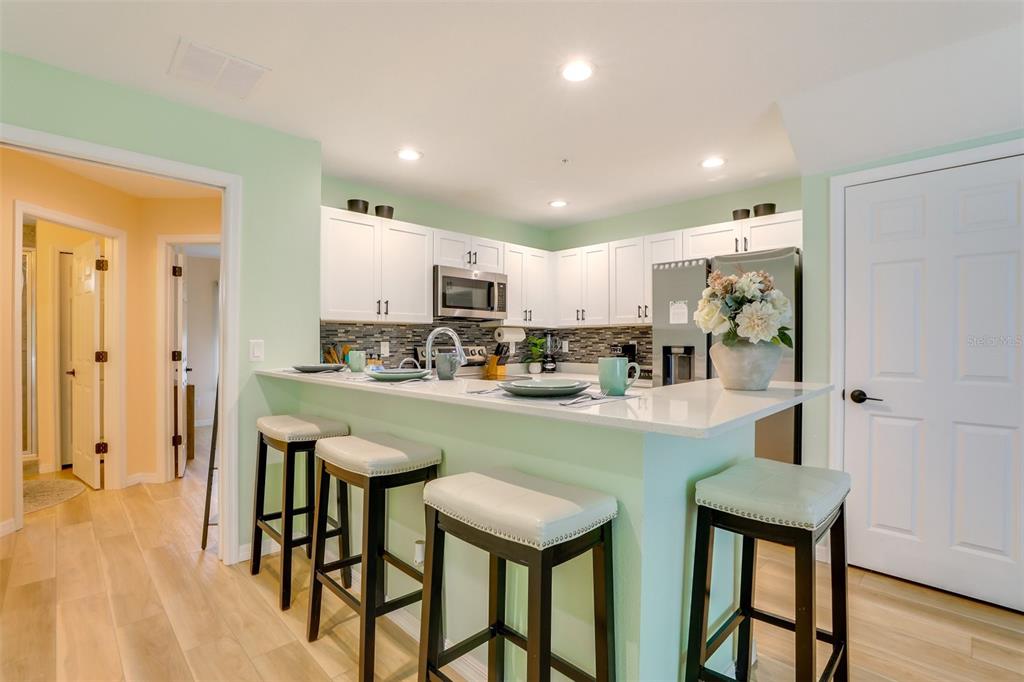 2441 6TH AVENUE DRIVE E, BRADENTON, FL — photo 5 of 24