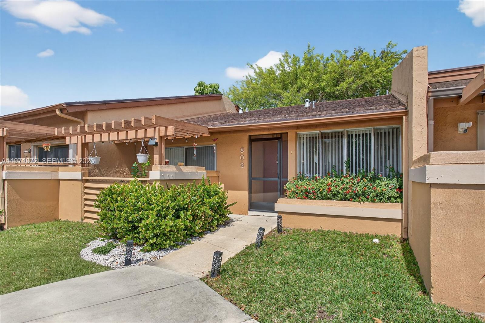 802 NW 79th Ter, Plantation FL 33324