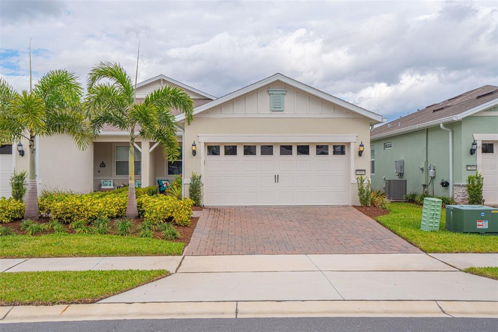 13615 SPLASHING ISLA DRIVE