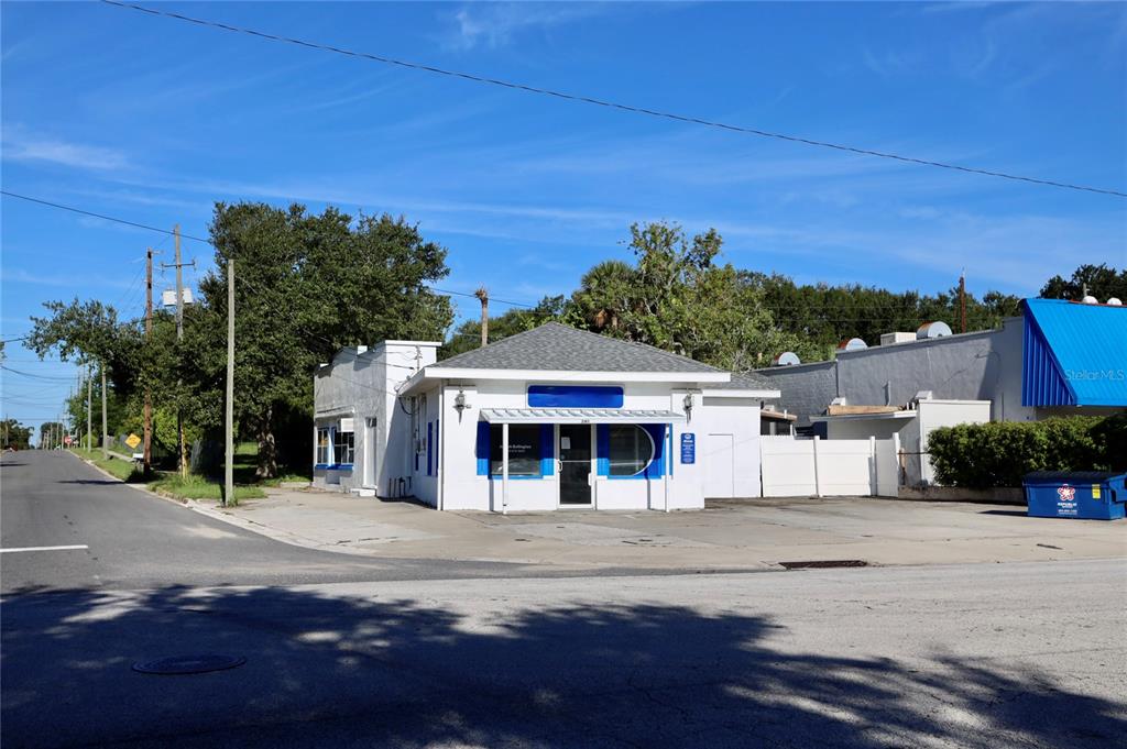240 S 1ST STREET