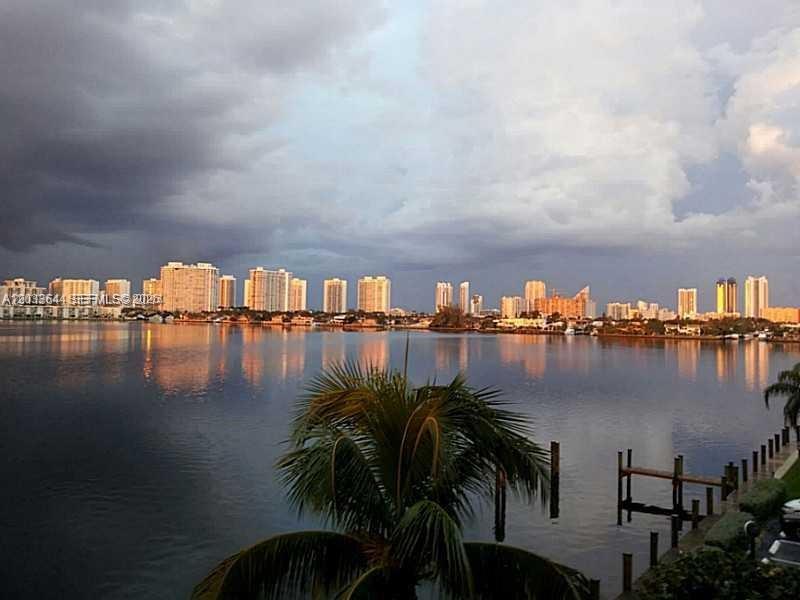 16546 NE 26th Ave # 4C, North Miami Beach FL 33160