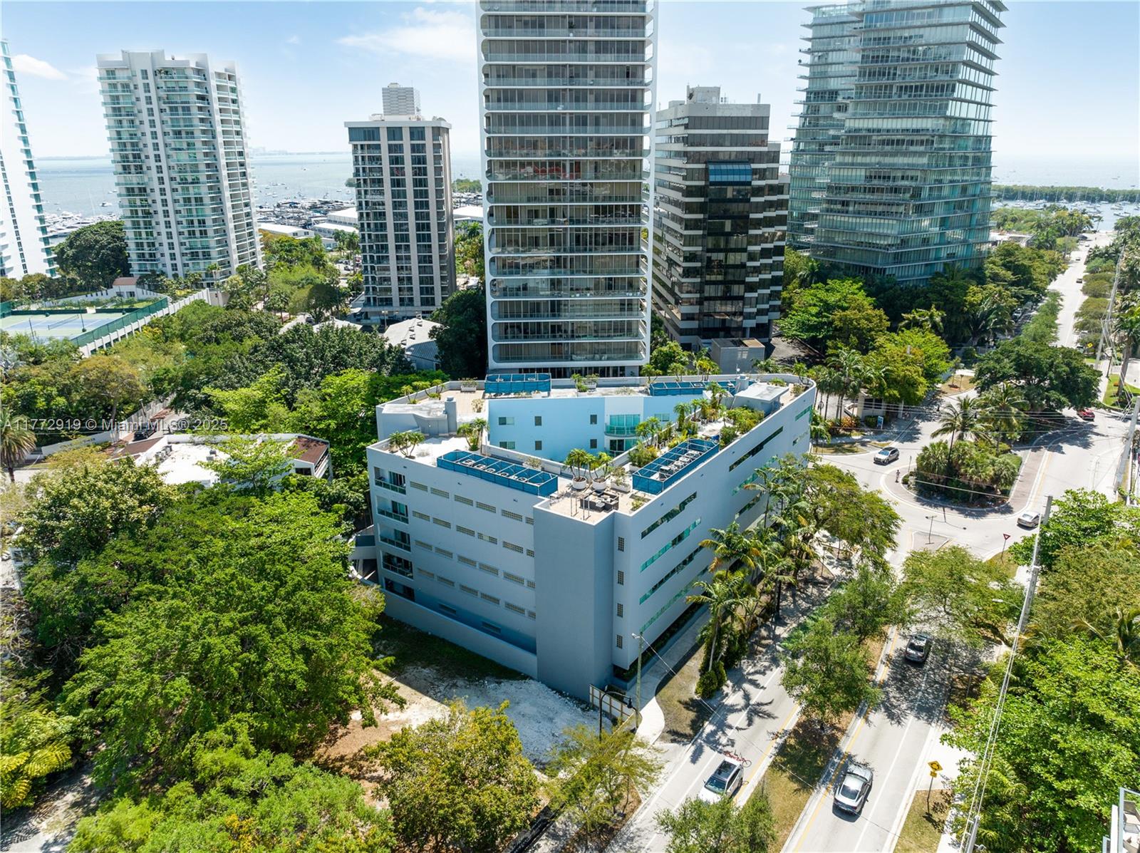 2699 Tigertail Ave # 23, Coconut Grove FL 33133