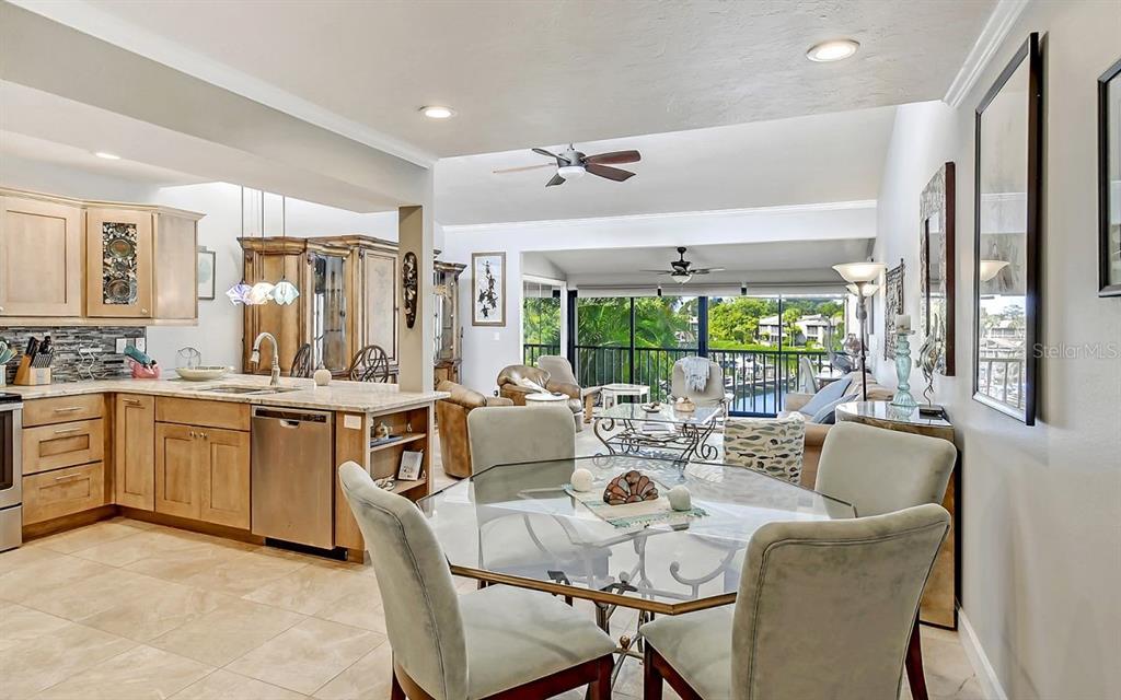 1633 BOATHOUSE CIRCLE UNIT HA233, SARASOTA, FL — photo 3 of 30