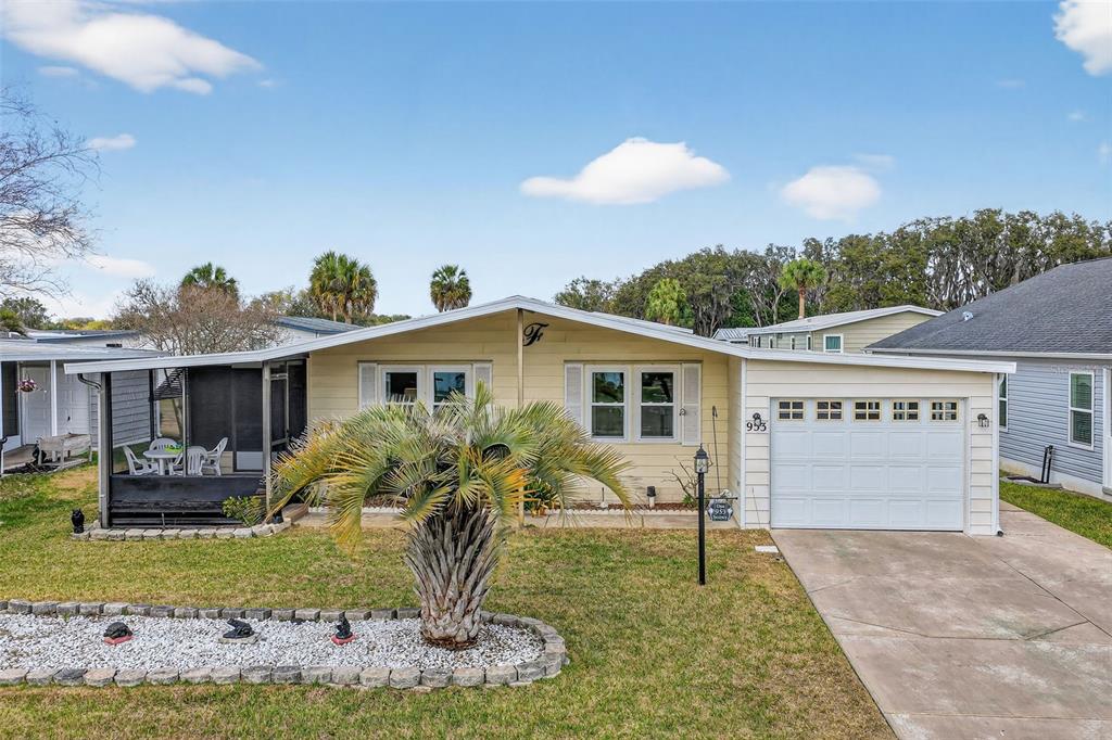 953 ORCHID STREET