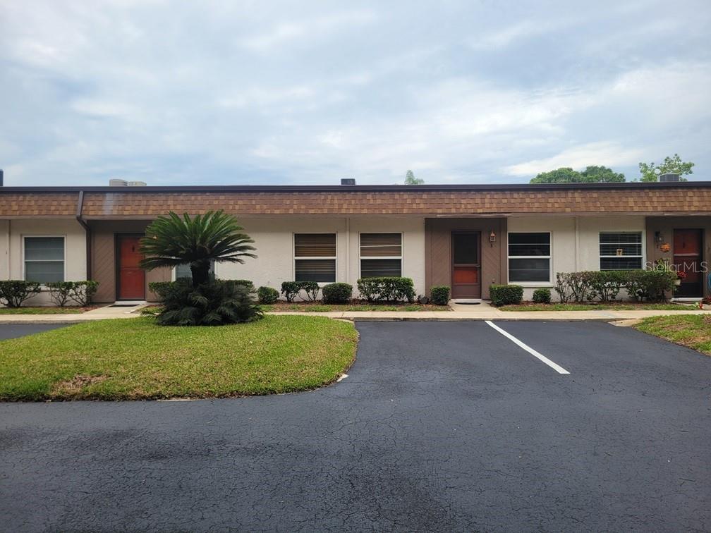 6141 CHESHAM DRIVE UNIT 8