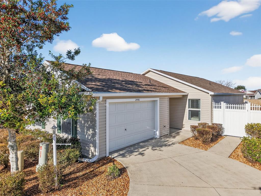 2448 RAVENWOOD LANE