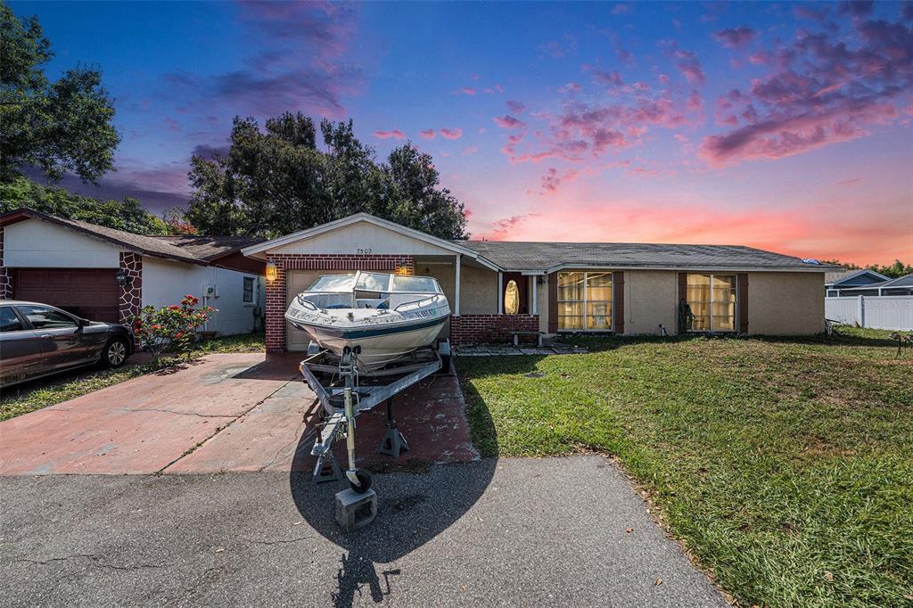 7502 POND VIEW COURT