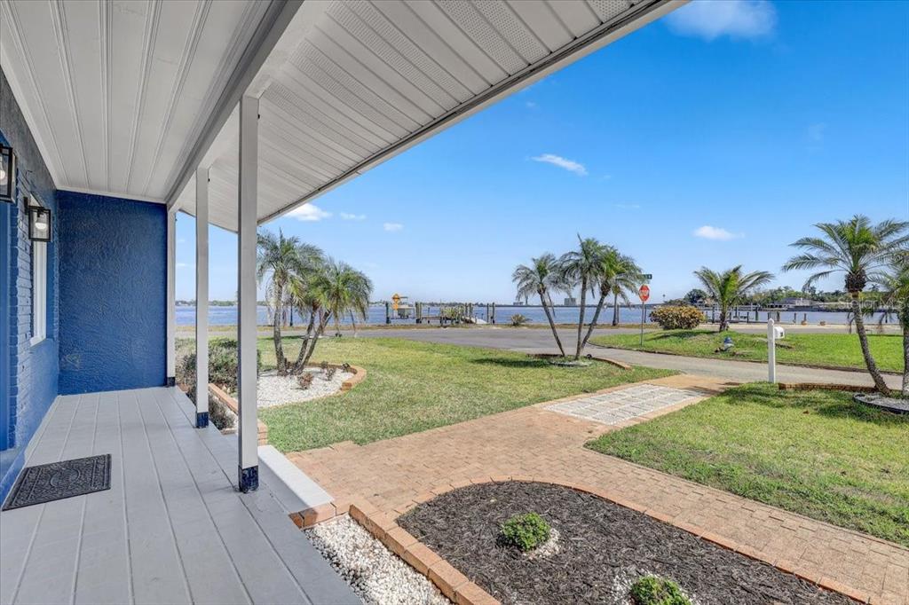 2201 RIVERVIEW BOULEVARD, BRADENTON, FL — photo 2 of 30