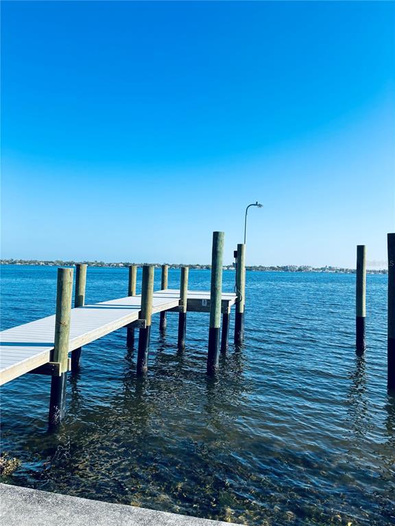 2201 RIVERVIEW BOULEVARD, BRADENTON, FL — photo 4 of 30
