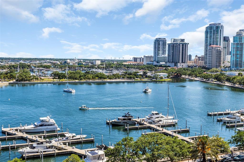 555 5TH AVENUE NE UNIT 1122