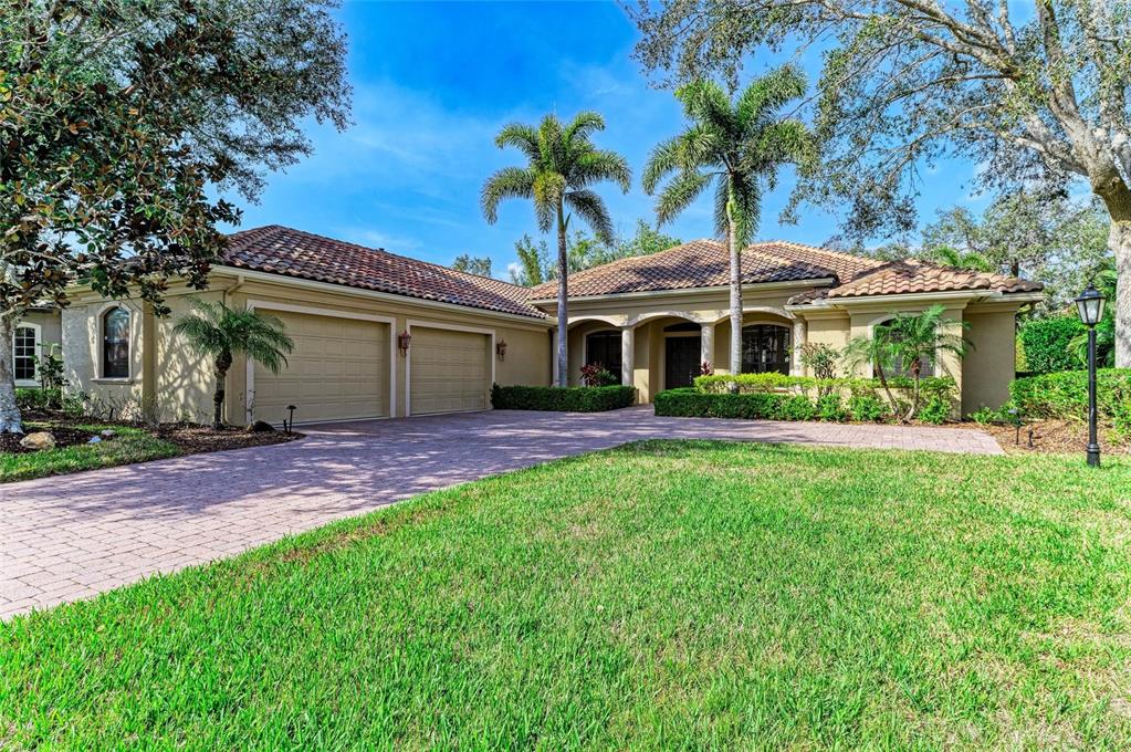 3751 EAGLE HAMMOCK DRIVE