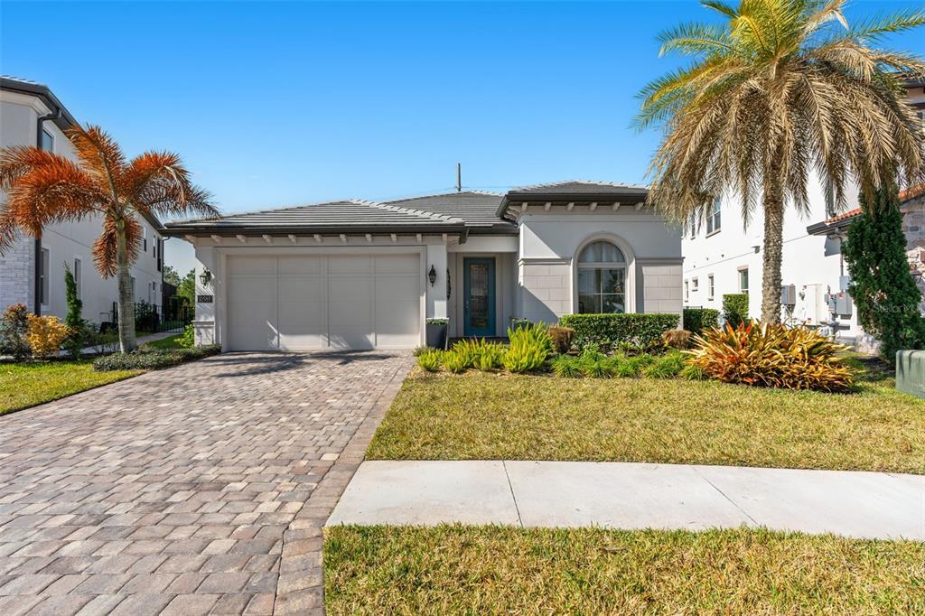 10588 ROYAL CYPRESS WAY