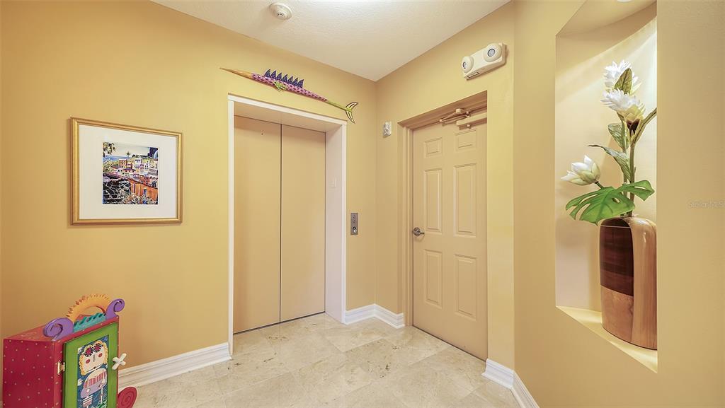 3621 N POINT ROAD UNIT 301, OSPREY, FL — photo 4 of 30