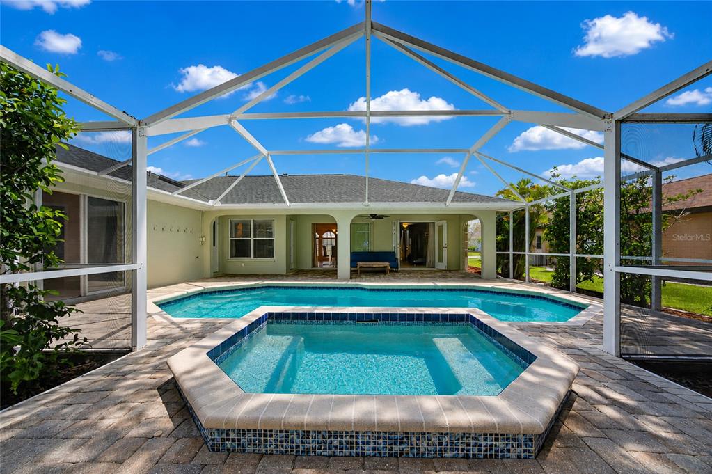 86 SANTAREM CIRCLE, PUNTA GORDA, FL — photo 3 of 30