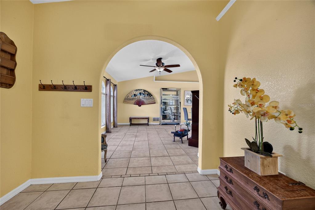 86 SANTAREM CIRCLE, PUNTA GORDA, FL — photo 5 of 30