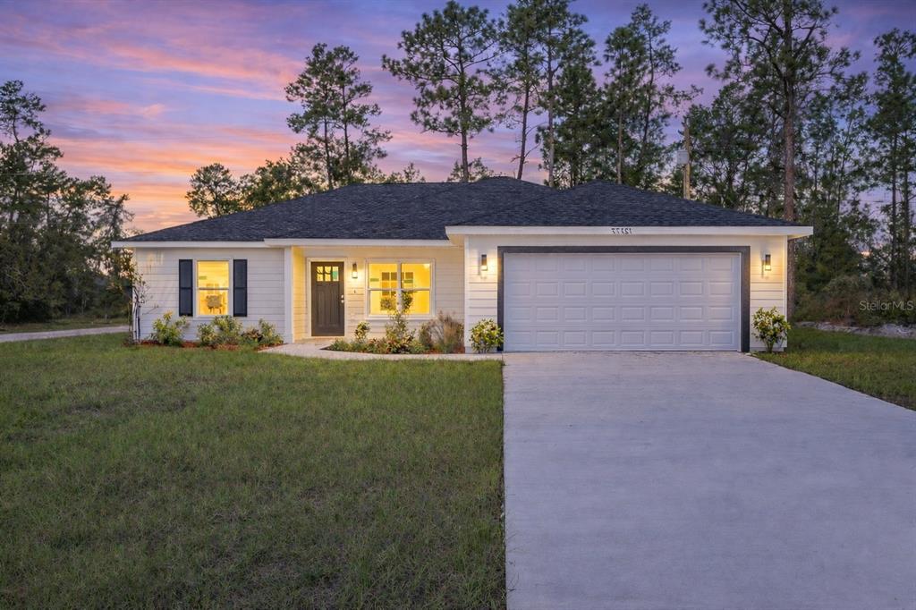 10 LOCUST LOOP CIRCLE