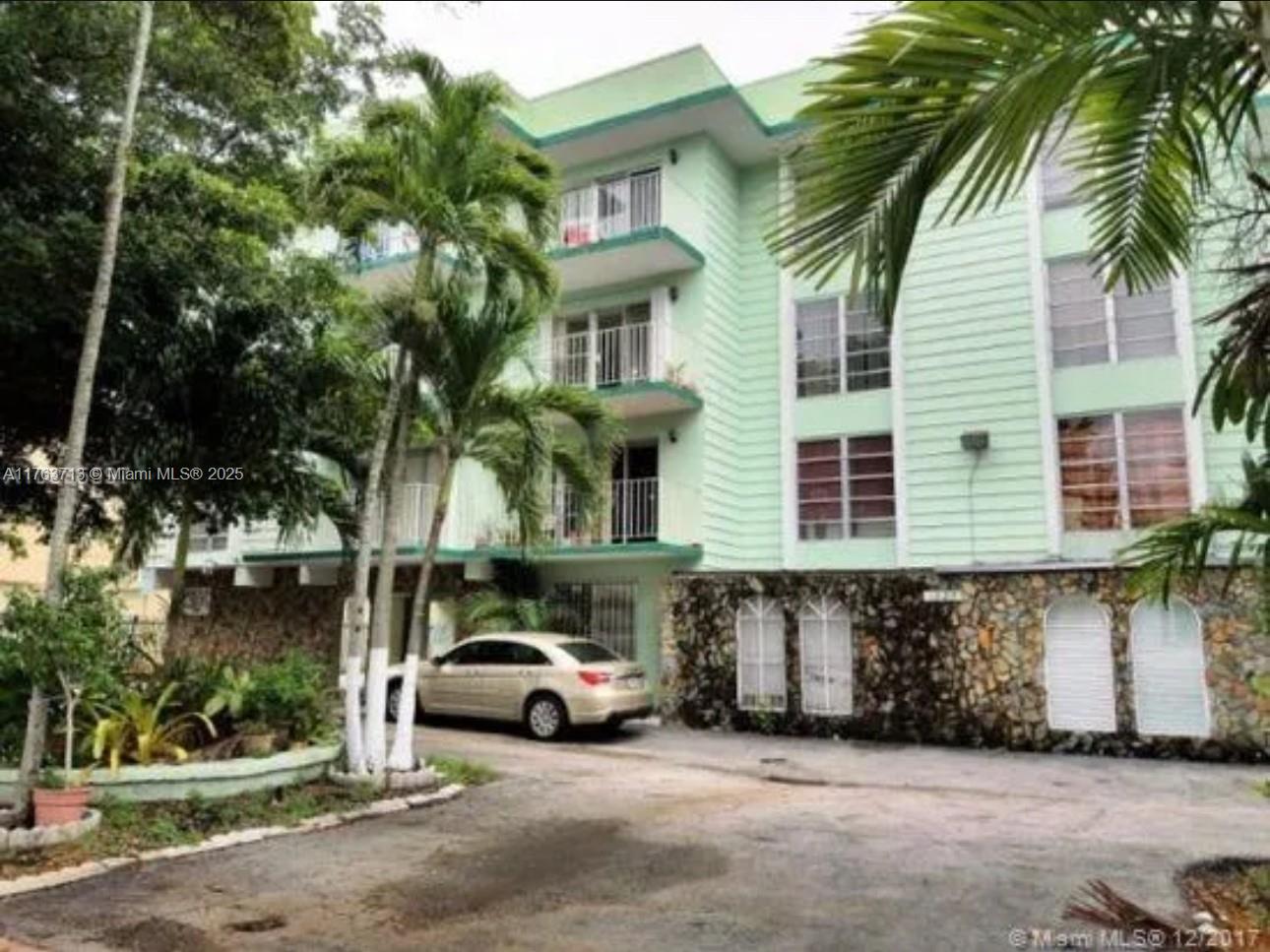 1220 71st St # 35, Miami Beach FL 33141
