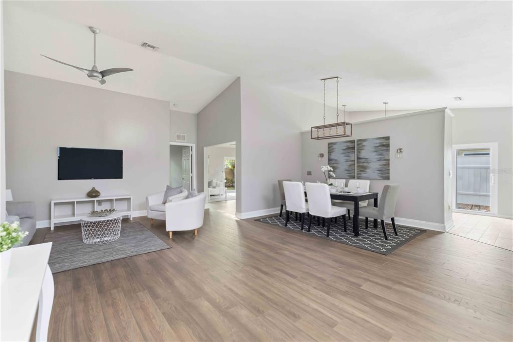 7795 PINE TRACE, SARASOTA, FL — photo 4 of 28