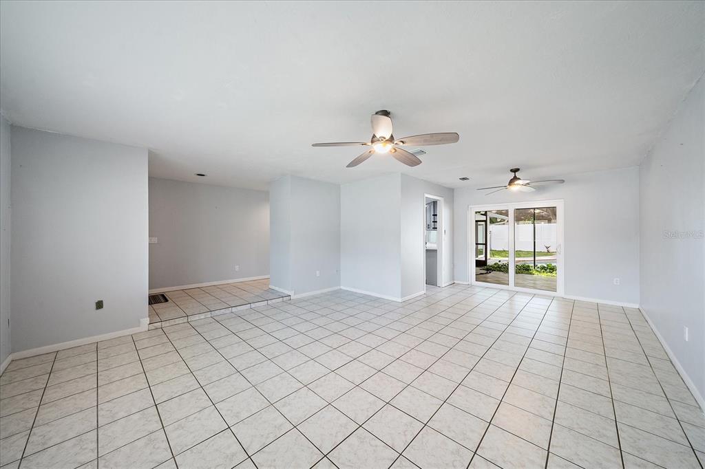 6416 SAMOA DRIVE, SARASOTA, FL — photo 5 of 30